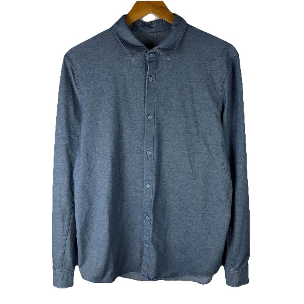 Lululemon Shirt Mens M Commission Button Up Stretch Performance Pocket Blue
